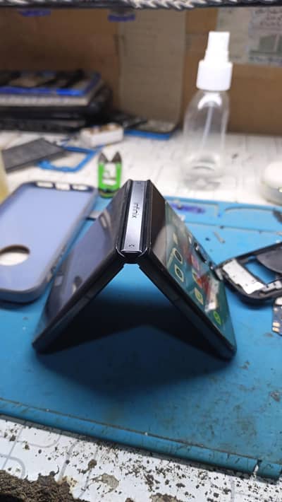 Infinix Zero Flip