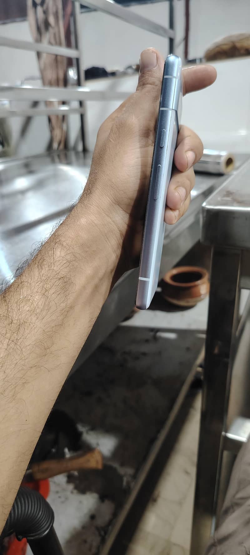 Google Pixel 7a 5
