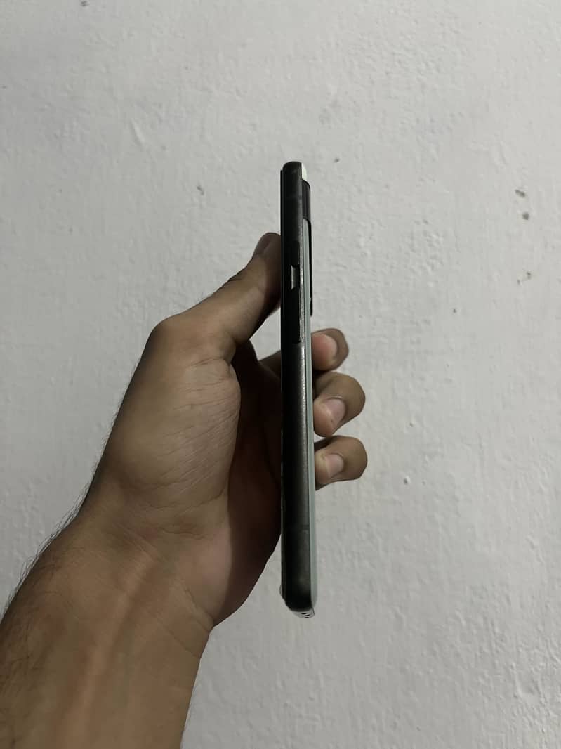 Google Pixel 6a 5