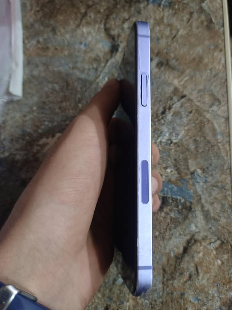 Apple iPhone 12 2