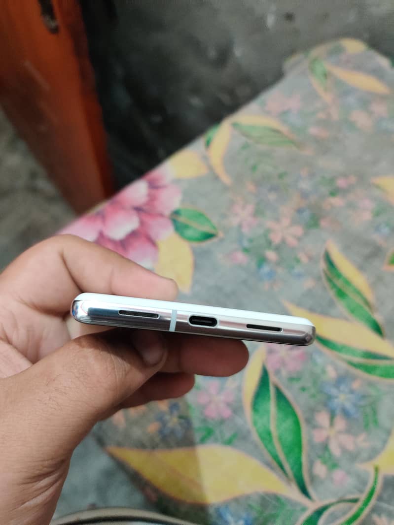 Google Pixel 7 Pro 2