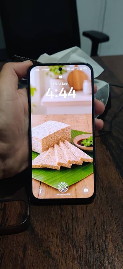 realme c85 pro I phone look