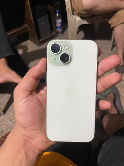 Apple iPhone 15