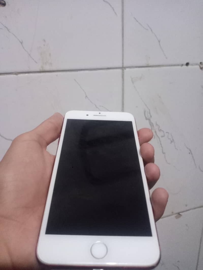 Apple iPhone 7 Plus 3