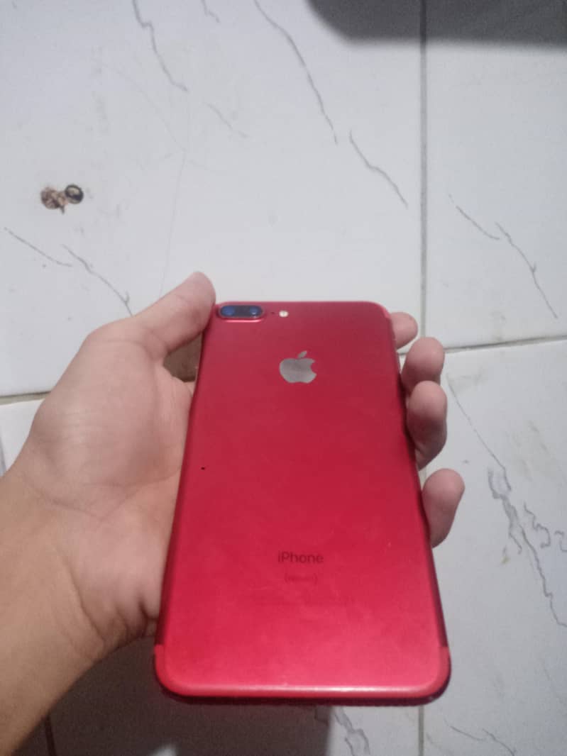 Apple iPhone 7 Plus 5