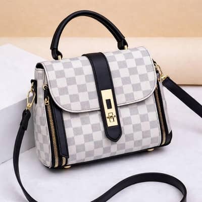 hand bag