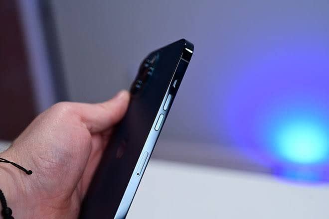 Apple iPhone 12 Pro Max 1