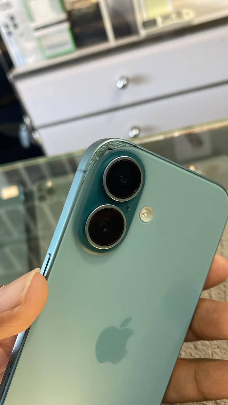 iphone 16 0