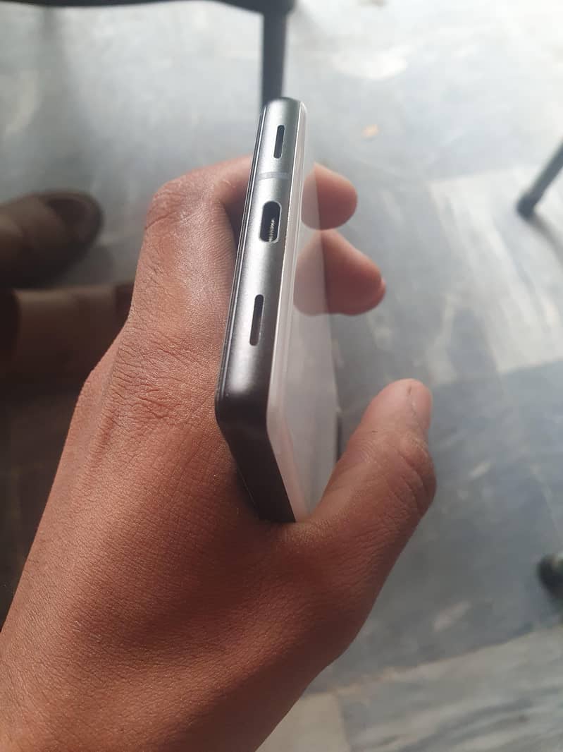 Google Pixel 6a 1