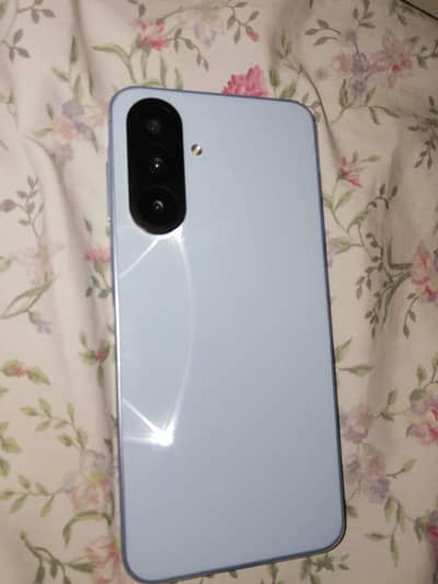 mobile A17 hai magar option nhin aa rha tha to a16 dala hai03713723828
