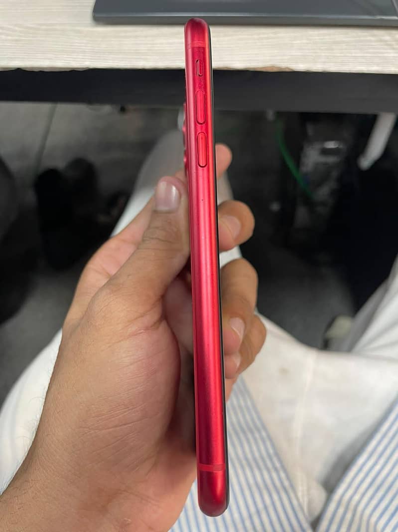 Apple iPhone 11 0