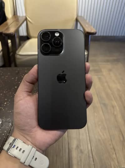 Apple iPhone 16 Pro Max