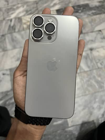 Apple iPhone 15 Pro Max