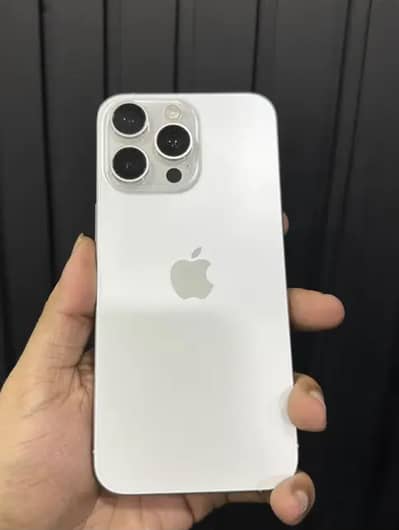 Apple iPhone 15 Pro Max
