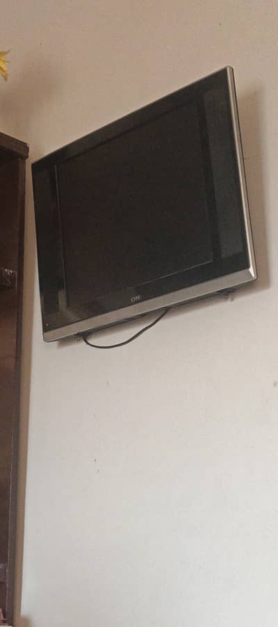 LCD TV