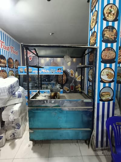fries n burger counter /03204462052