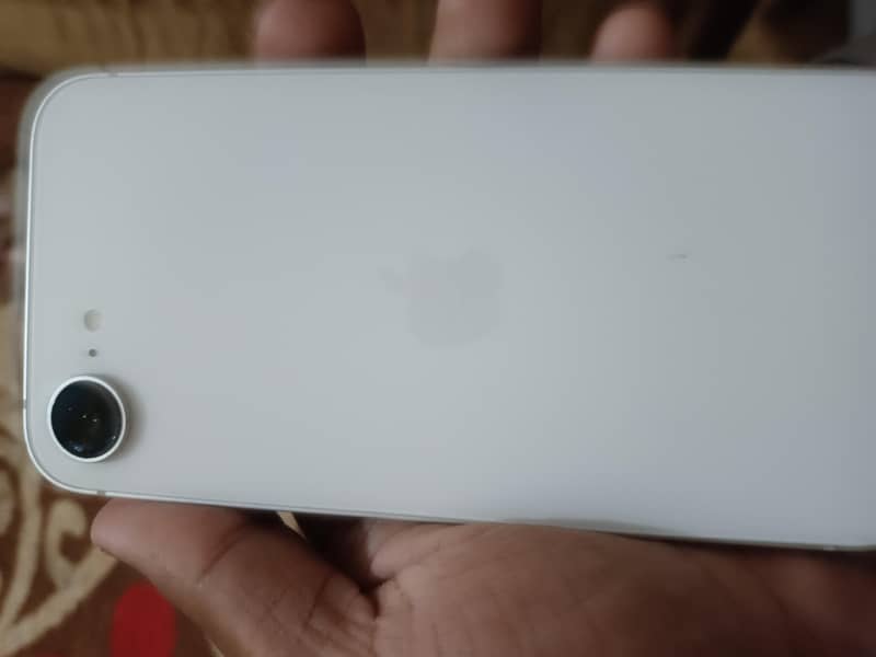Apple iPhone 16e exchange possible only with 13 pro 3