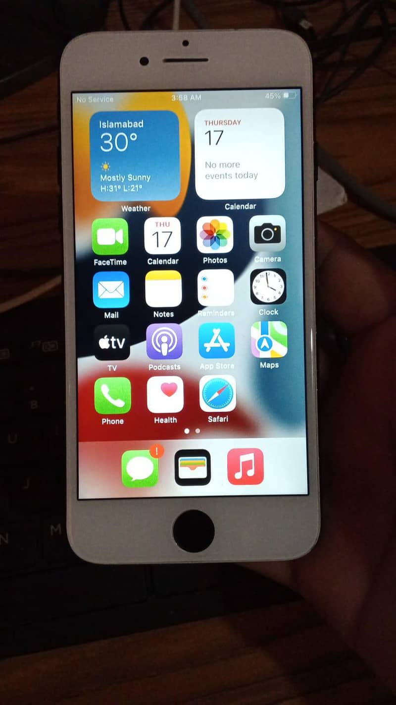 Apple iPhone 7 3