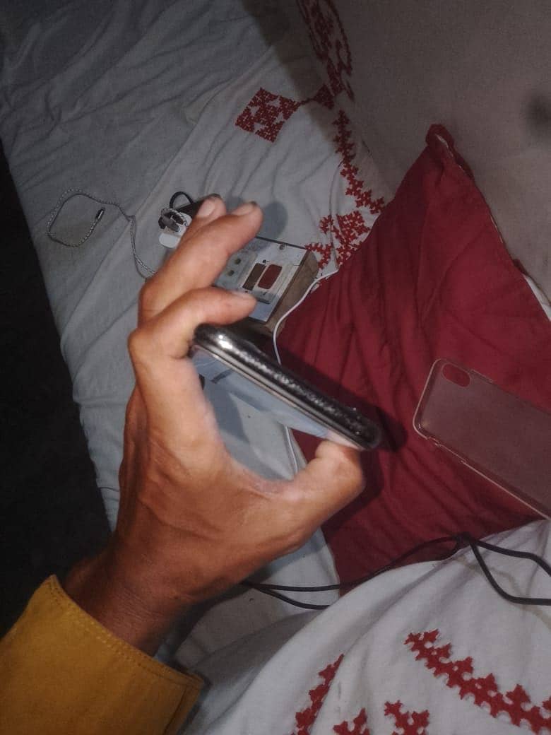 Apple iPhone X 5