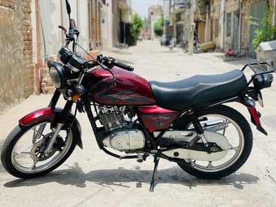 Suzuki gs 150