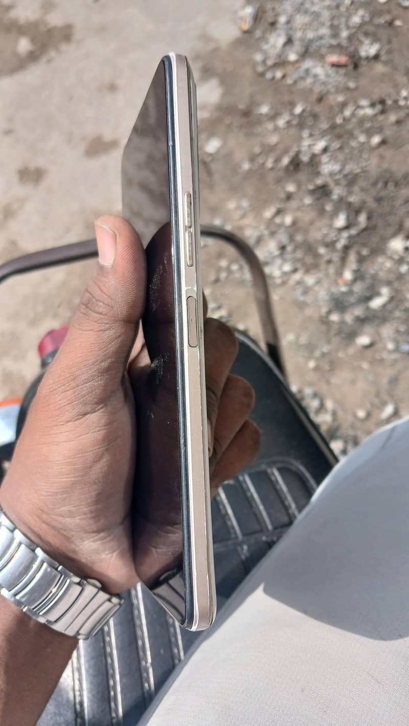 tecno camon 18T 2