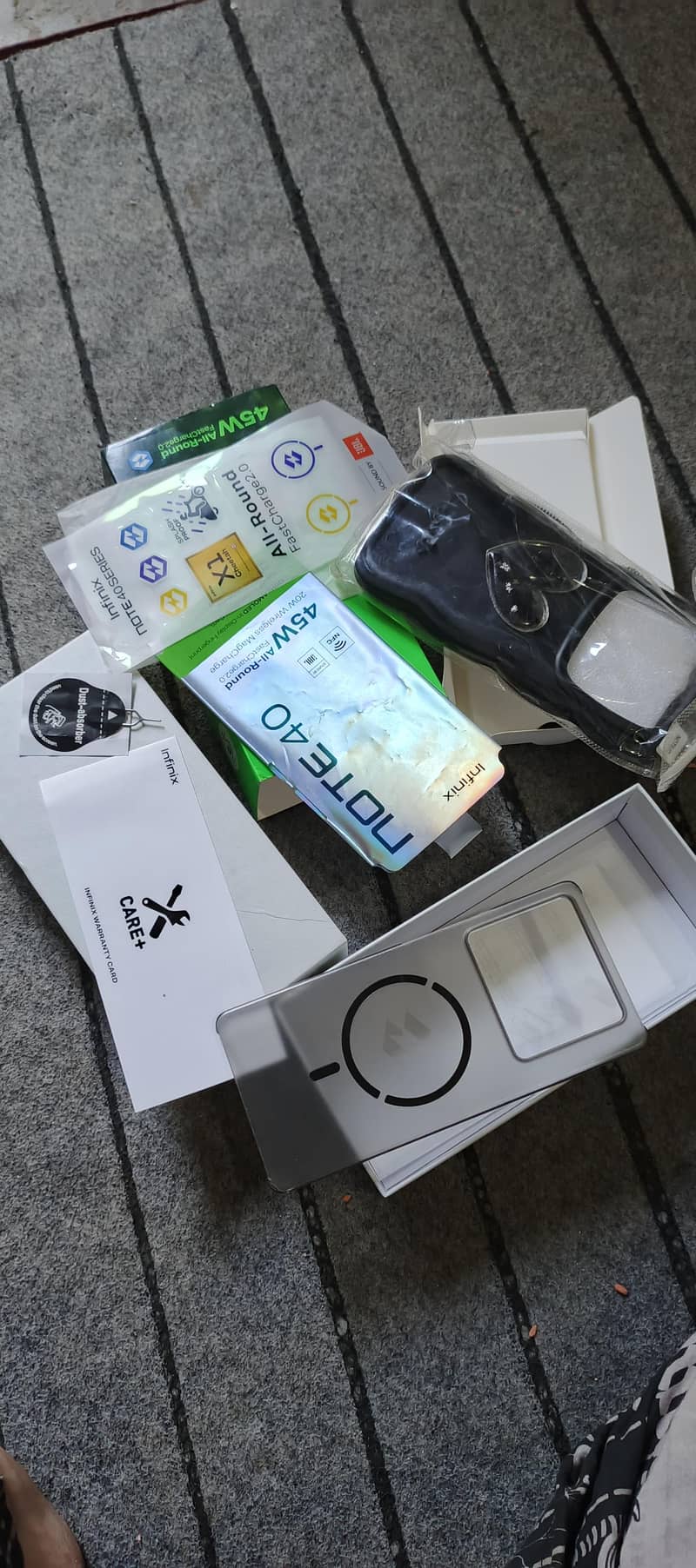 Infinix Note 40 6