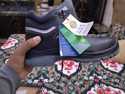 safetoe original  safety shoes