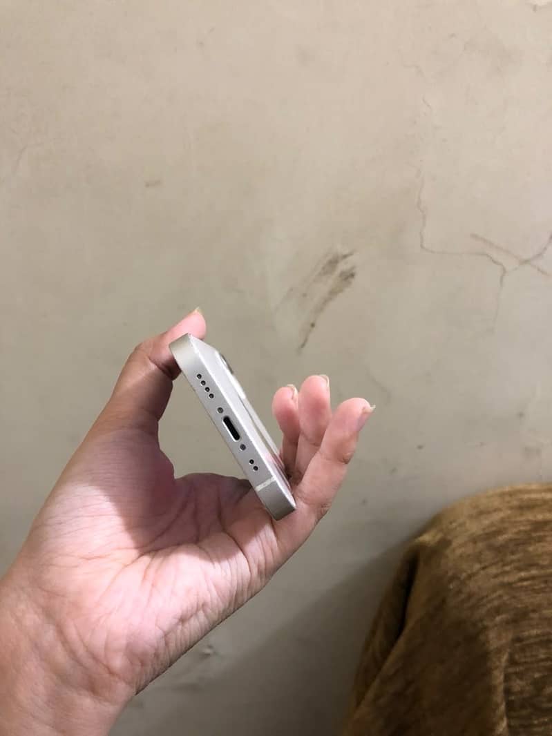 Apple iPhone 12 mini 1