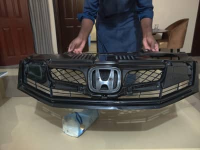 Honda Civic Front Grille – Genuine Original – Good Condition