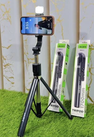 BLUK’S Tripod stand 1700mm
