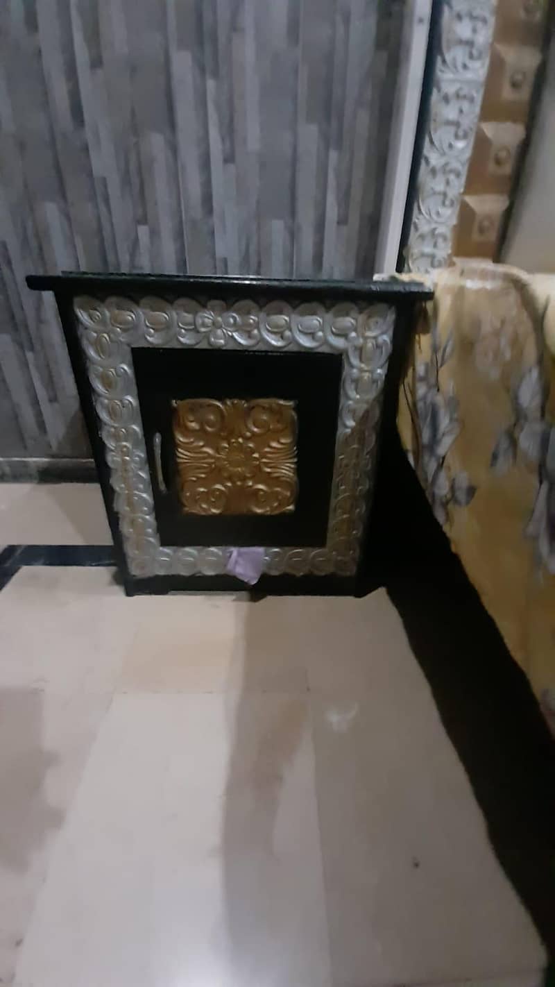 Master size bed 1