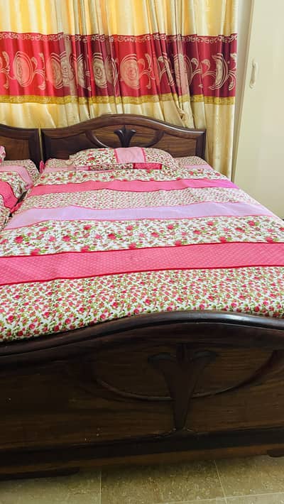 Single bed for sale