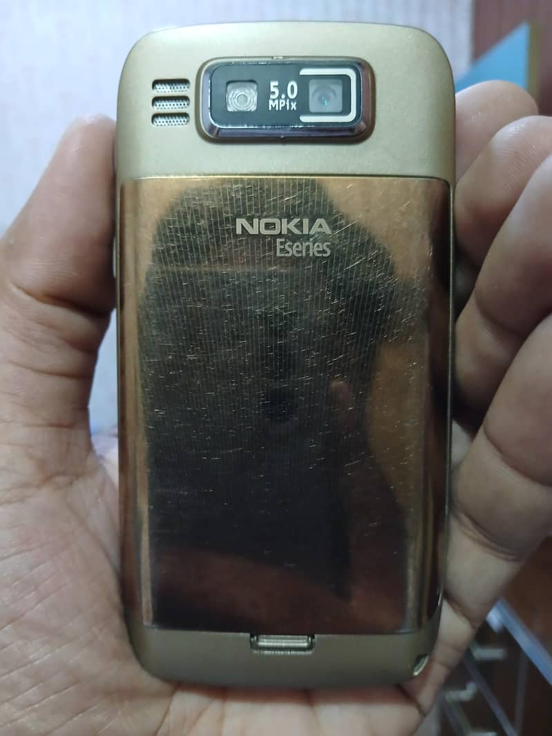 Nokia E72 PTA 1