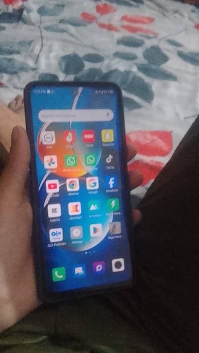 Infinix Hot 30 exchnge posibal iPhone 11 k sat xs k sat b