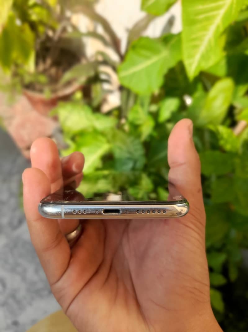 iPhone Xs 1