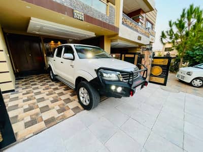 Toyota Hilux 2013