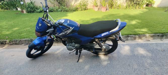 Honda cb 125 F self start totally janian good condition bio Available