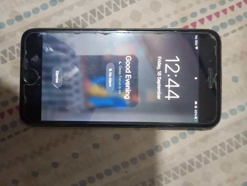 Apple iPhone 7 Plus 1