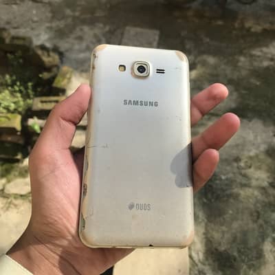 Samsung Mobile J7