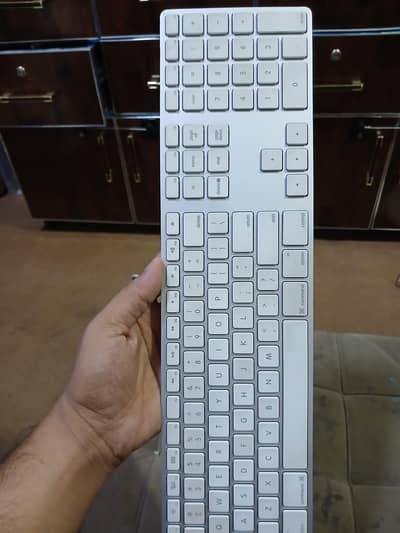 Apple classic wired keyboard and mouse set