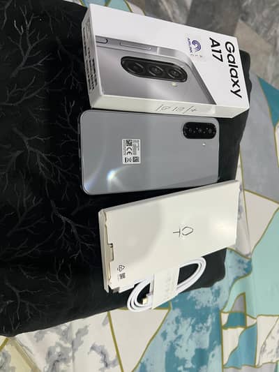 samsung  A17 8 256 full wrnty