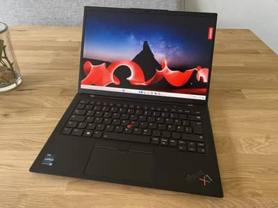 i7 5th | Lenovo x1 Carbon | Slim Laptop with ssd