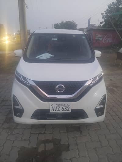 Nissan Dayz Highway Star 2022 25pro palat