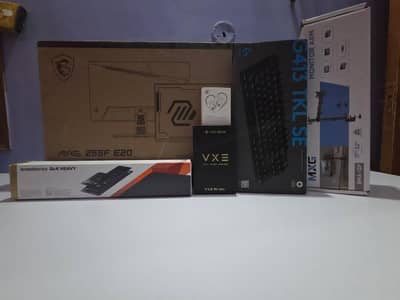 Selling my gaming peripherals everything in the pic is under warranty