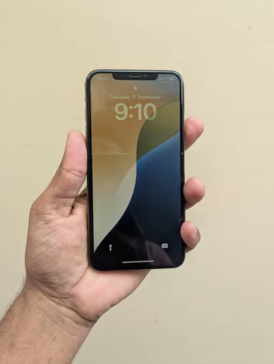 Apple iPhone XS Max dual sim pta approved urgent sale and exchange
