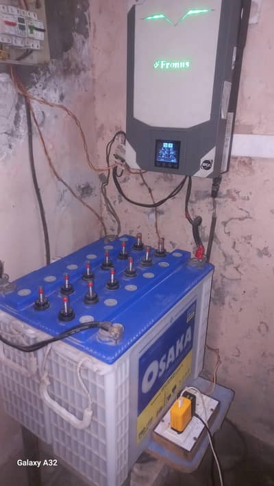 inviter with 2 batterys