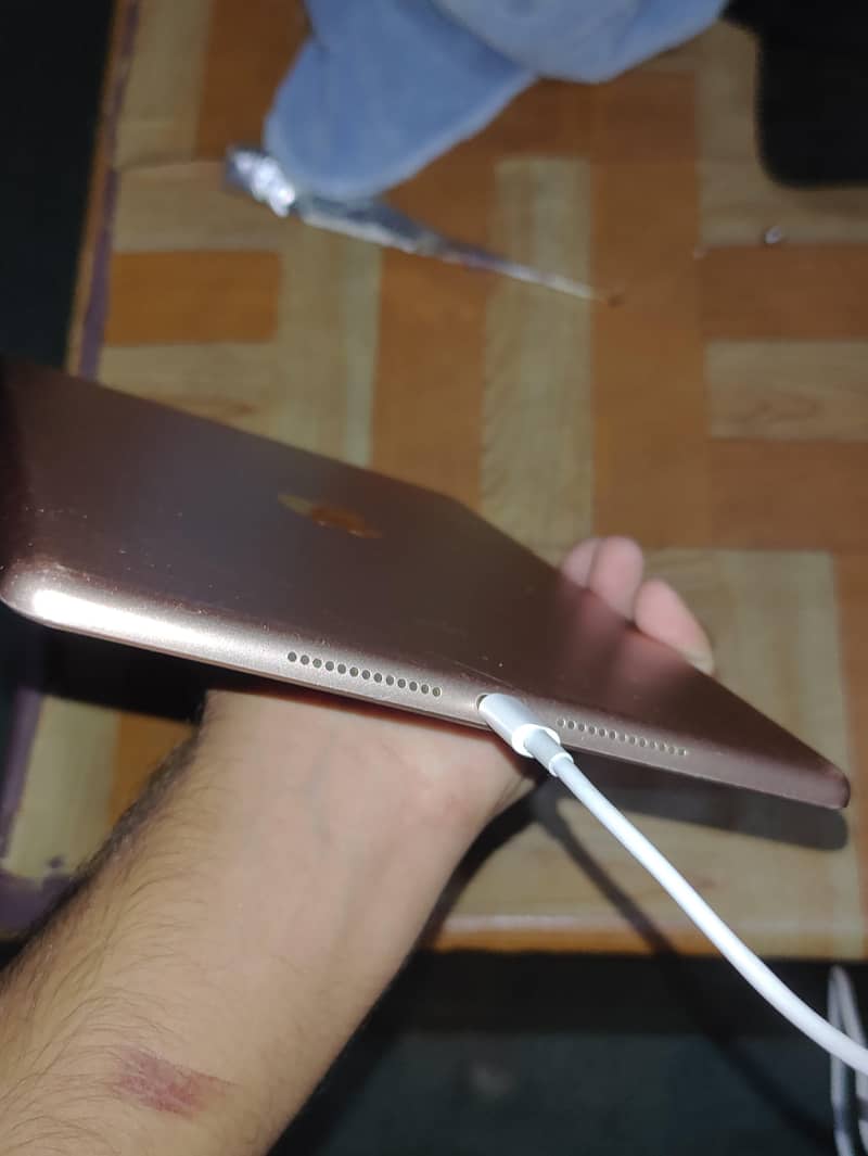Ipad 8th Gen 4