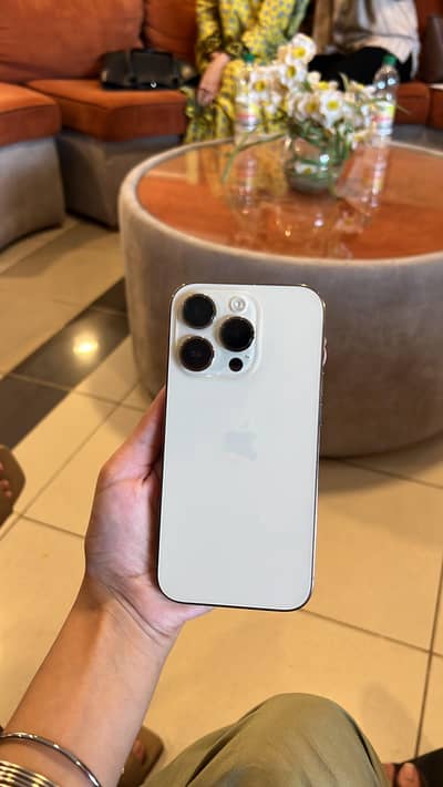 Apple iPhone 14 Pro