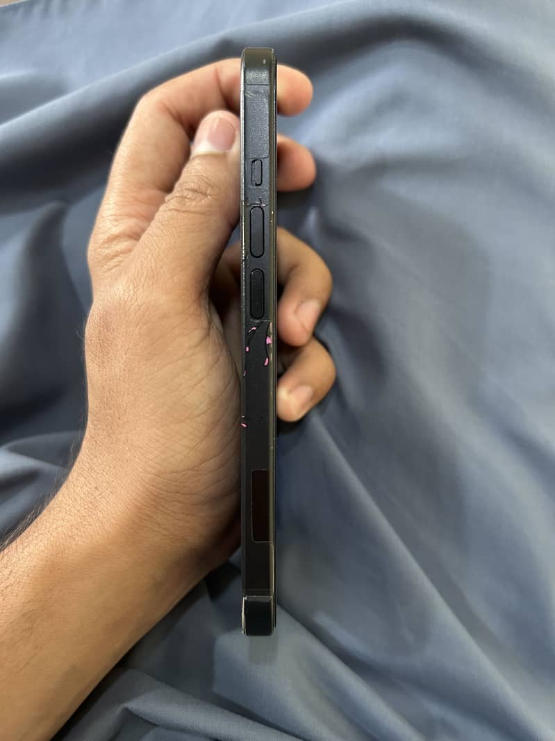 Apple iPhone 15 2