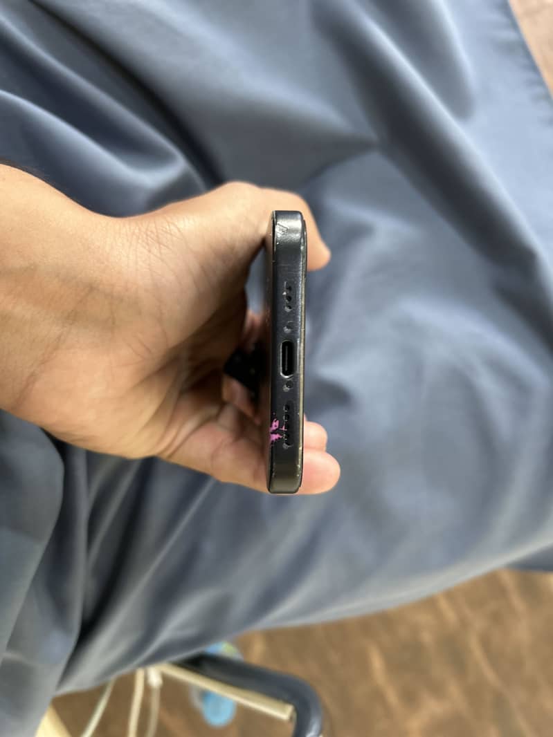 Apple iPhone 15 5